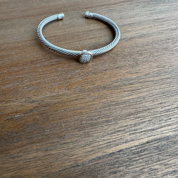 AUTHENTIC DAVID YURMAN Pavé Diamond Square Cable Cuff - Picture 9 of 16